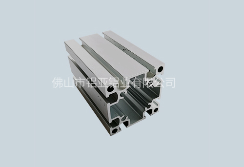 工（gōng）業流水線鋁型（xíng）材