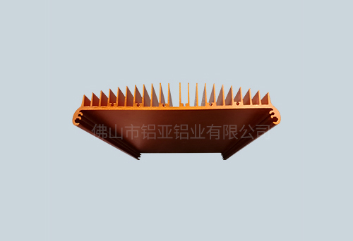 散熱器鋁（lǚ）型材